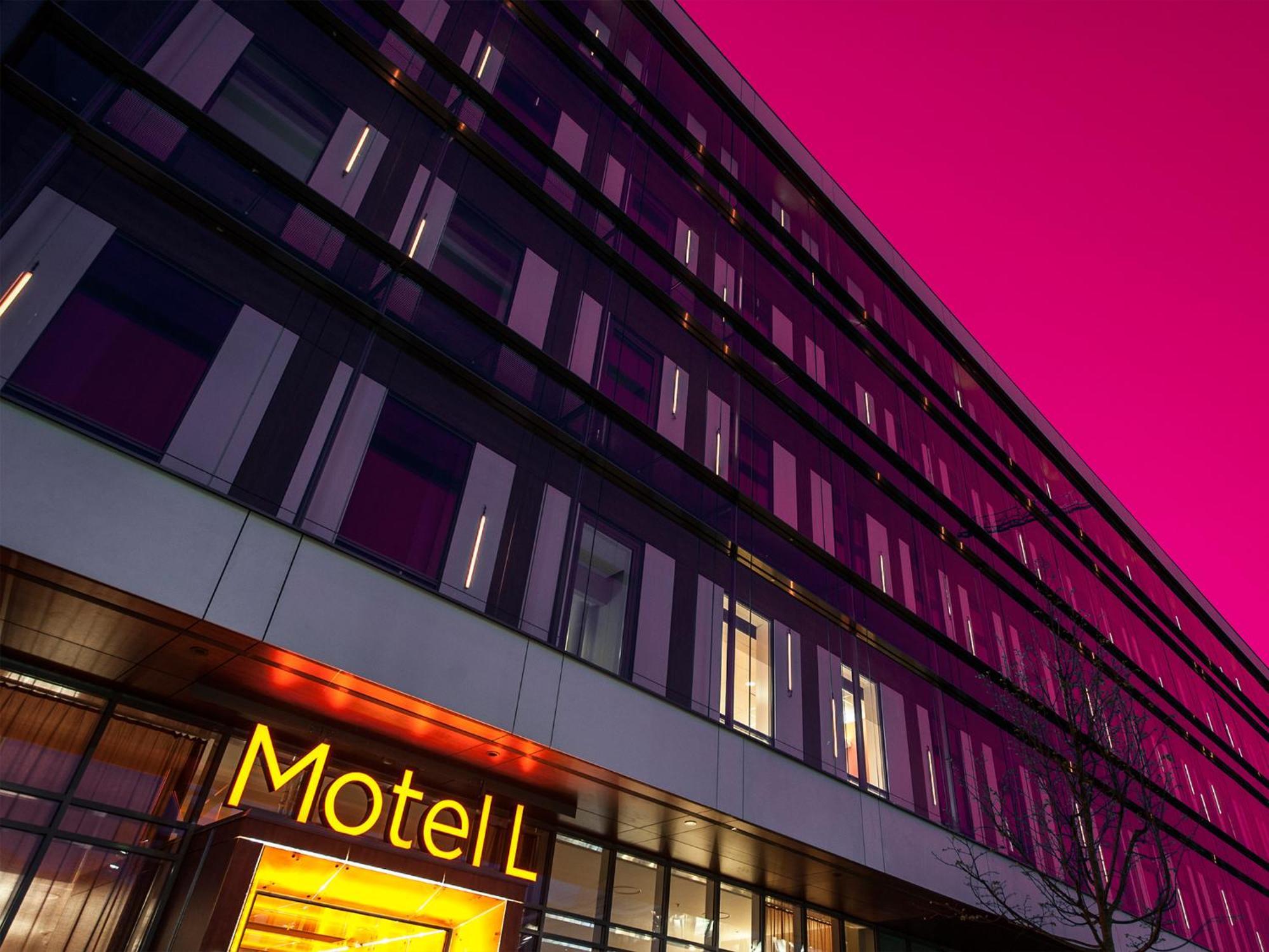 Motel L Hammarby Sjoestad Stockholm Exterior foto